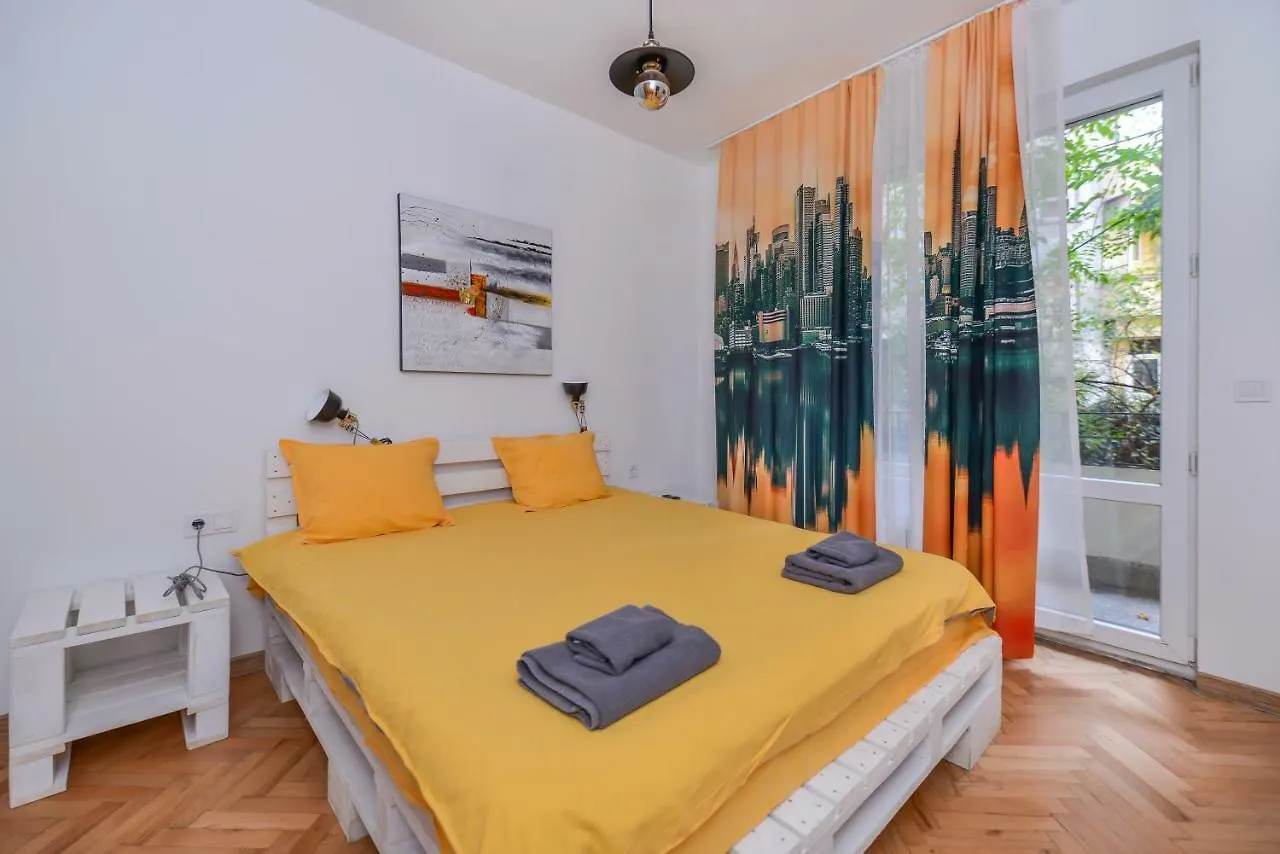 *The Cosmopolitan* Apartment Sofia